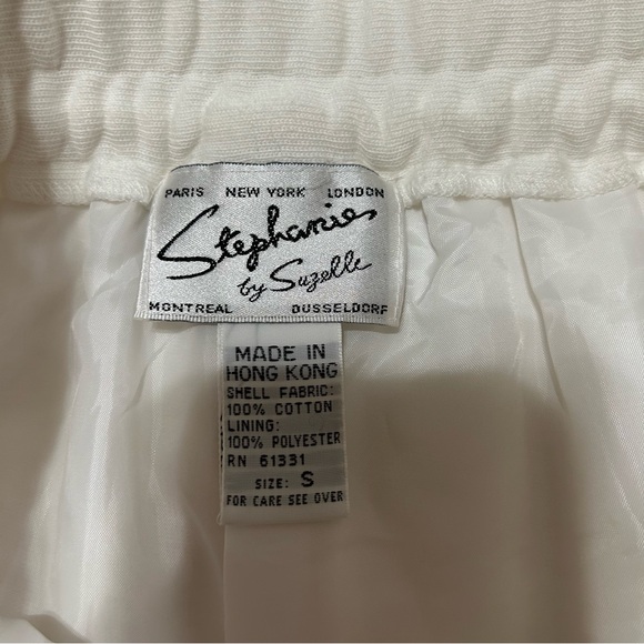 Stephanie by Suzelle Red & White Suit - Picture 11 of 14